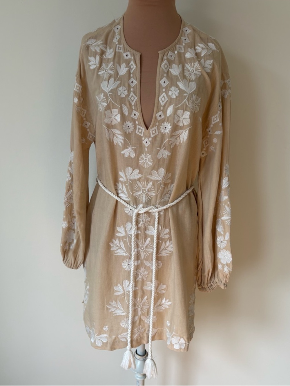 Intermix Floral Embroidered Beige Cotton Blend Long Sleeve V-Neck Mini Dress S